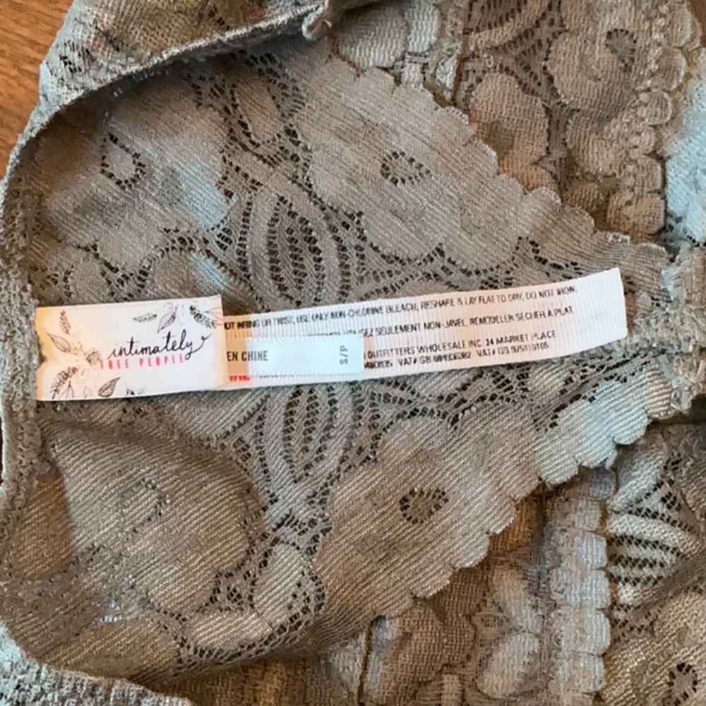 Victoria’s Secret, Free People & More -Bra & Bralettes -Blk,Gray, Light Purple - Picture 10 of 16